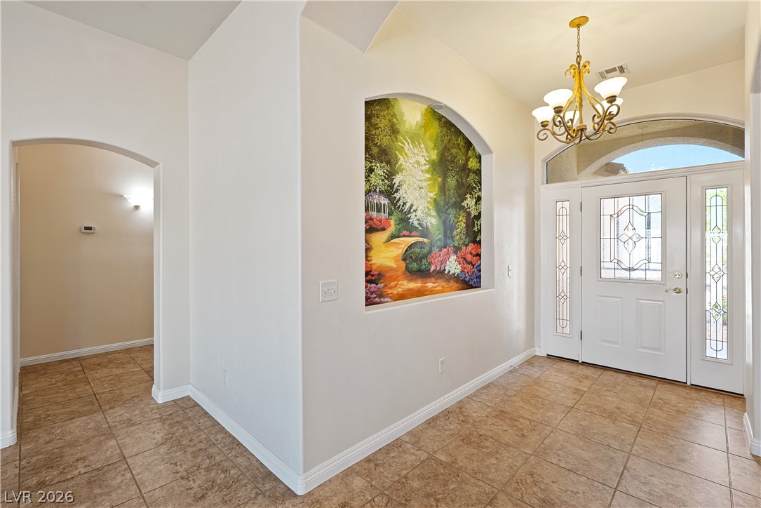 2201 Valentine Avenue Property Photo 3