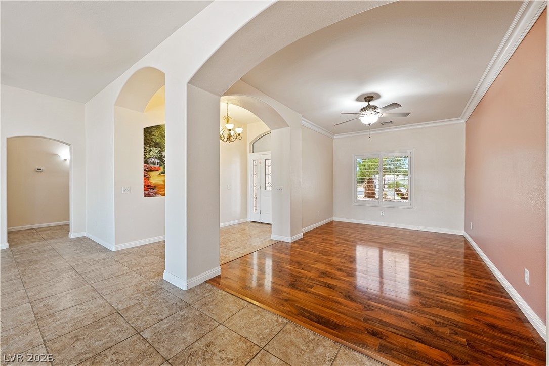 2201 Valentine Avenue Property Photo 9