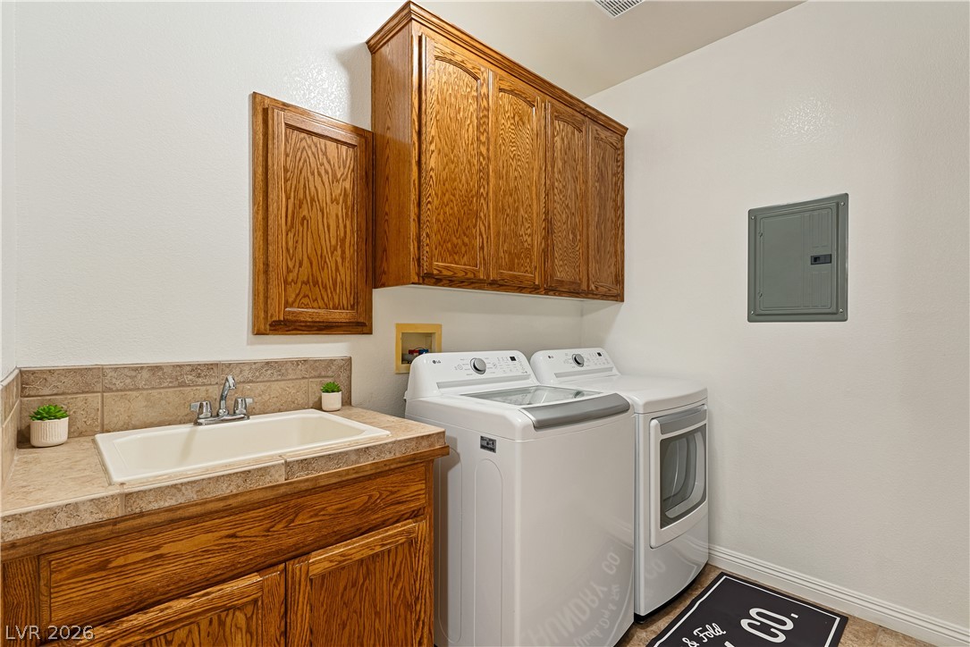 2201 Valentine Avenue Property Photo 40