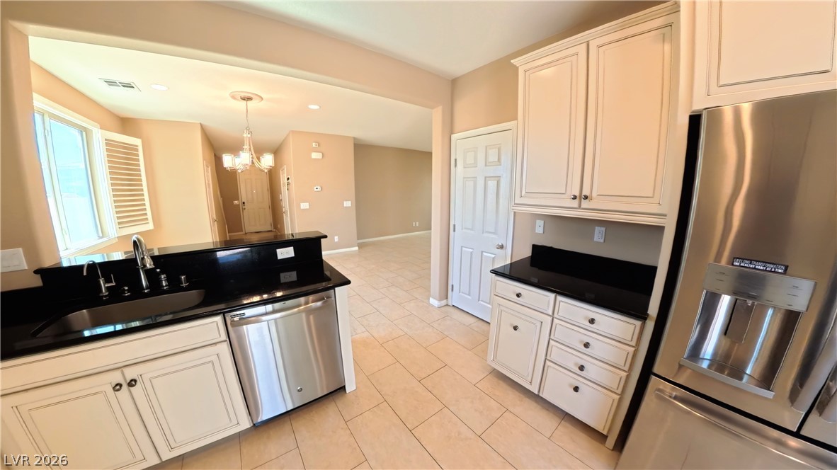 9832 Vista Meadows Avenue Property Photo 6