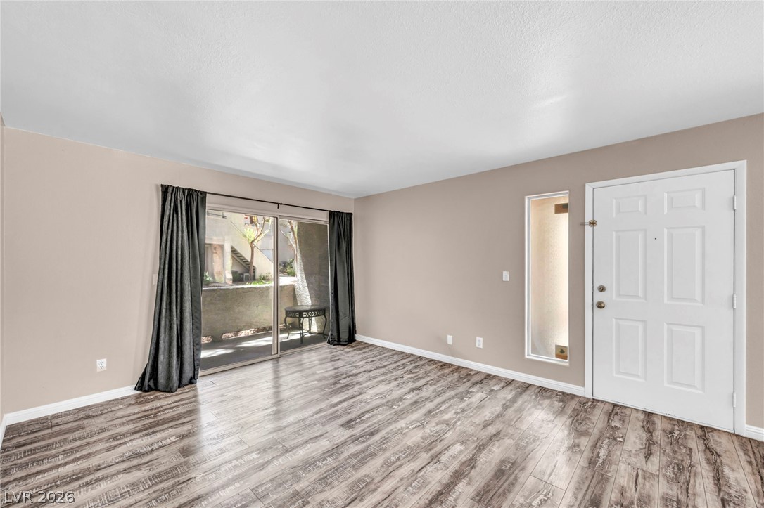 3060 Tarpon Drive 102 Property Photo 4