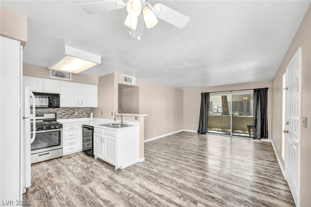 3060 Tarpon Drive 102 Property Photo 7