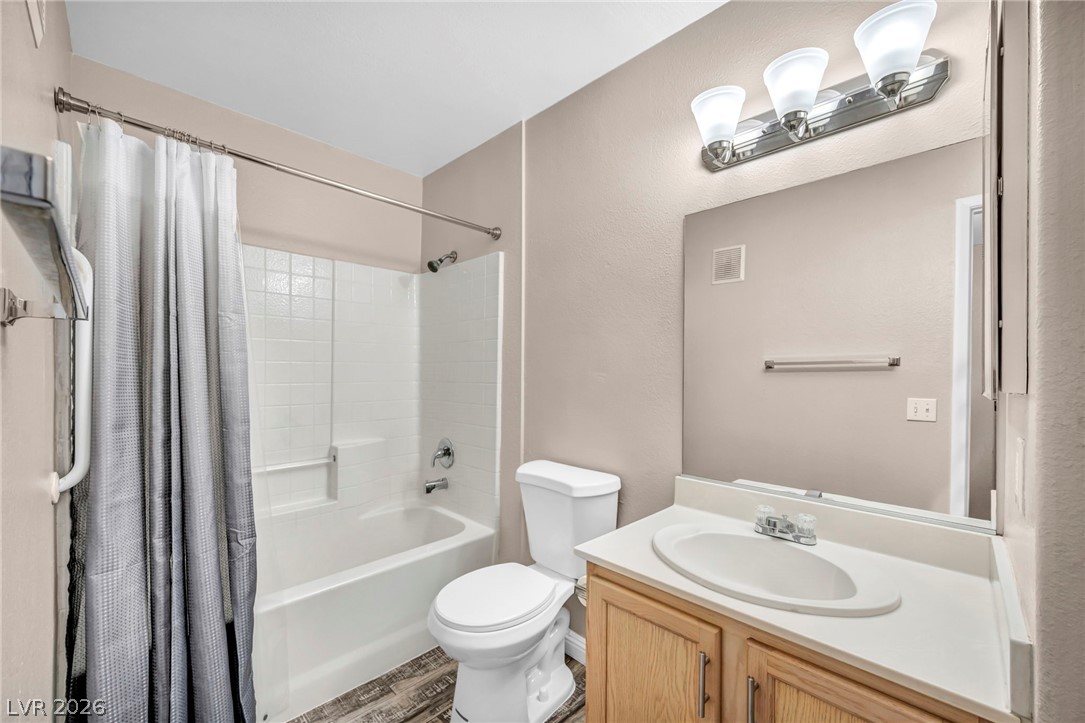 3060 Tarpon Drive 102 Property Photo 10