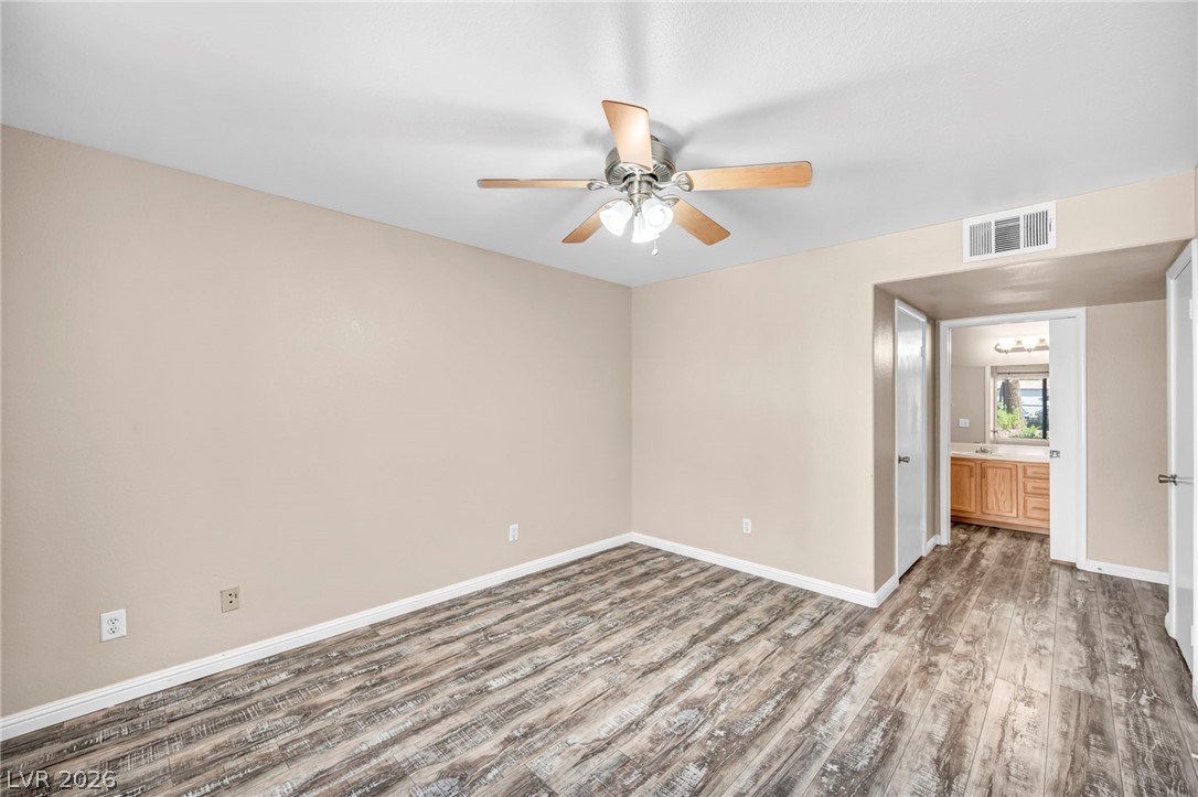 3060 Tarpon Drive 102 Property Photo 14