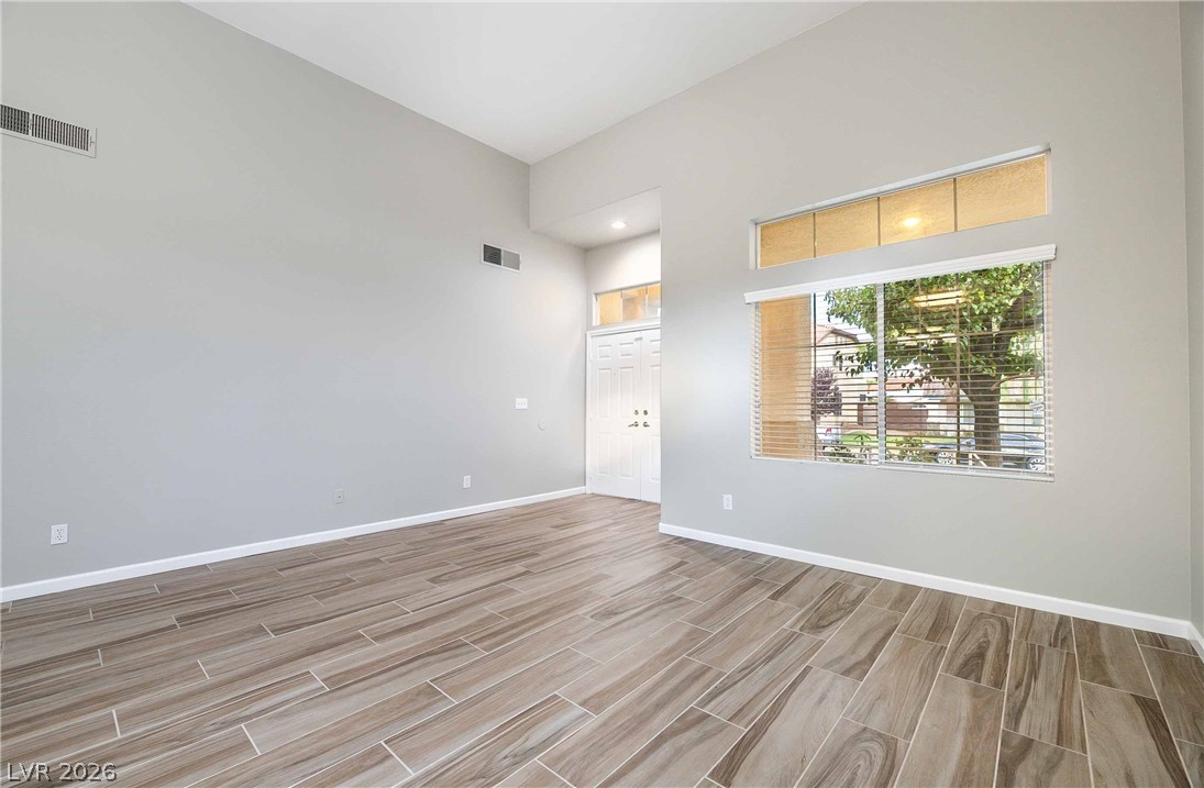 2545 New Morning Avenue Property Photo 3