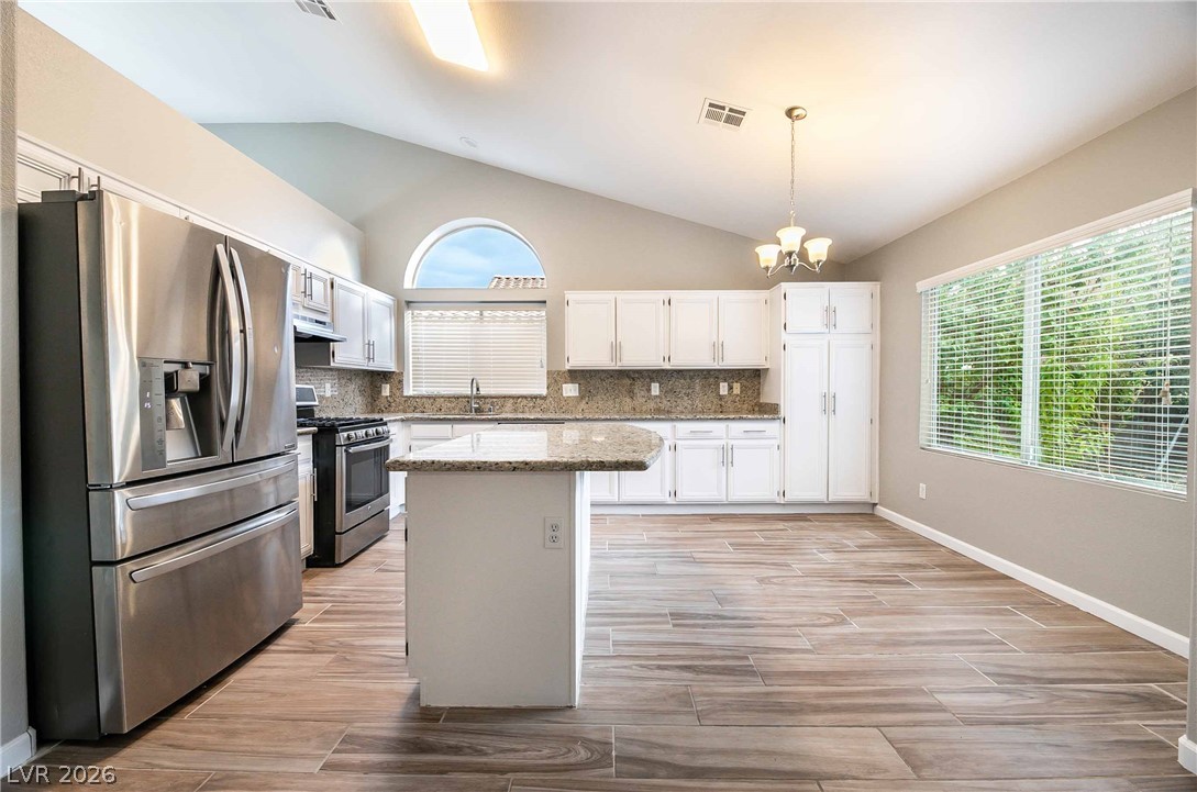 2545 New Morning Avenue Property Photo 12