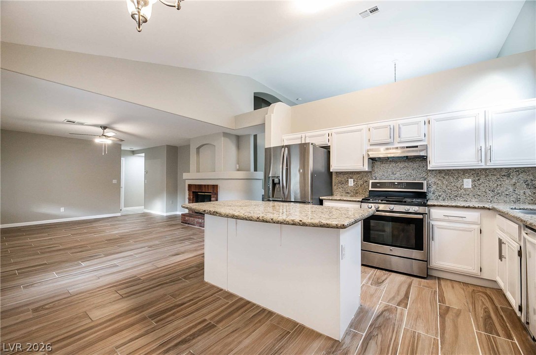 2545 New Morning Avenue Property Photo 14