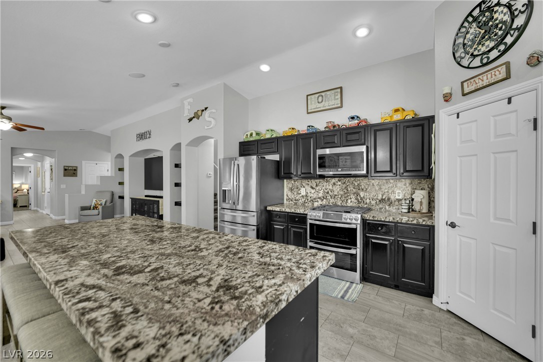 4504 Silverwind Road Property Photo 13