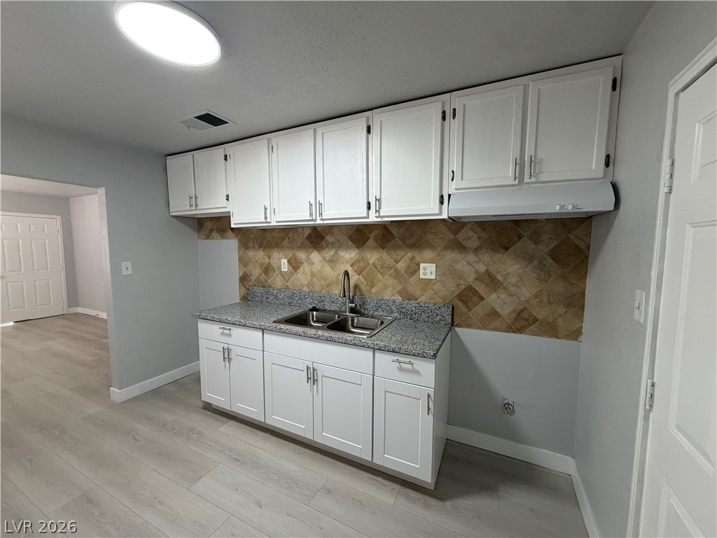 2111 Stewart Avenue A Property Photo 7