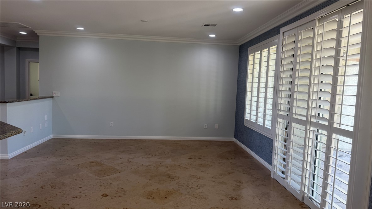 10385 Brillare Avenue Property Photo 6