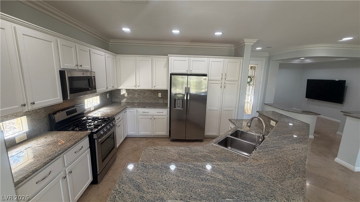 10385 Brillare Avenue Property Photo 11