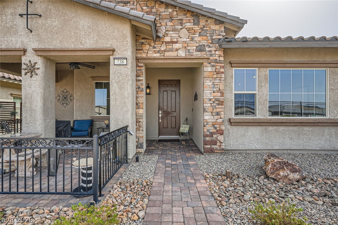 738 Purple Knoll Walk Property Photo 8