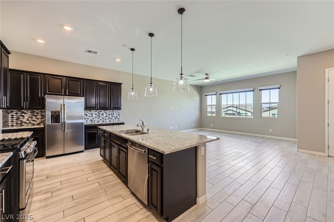 738 Purple Knoll Walk Property Photo 13