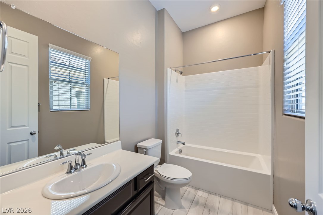 738 Purple Knoll Walk Property Photo 28