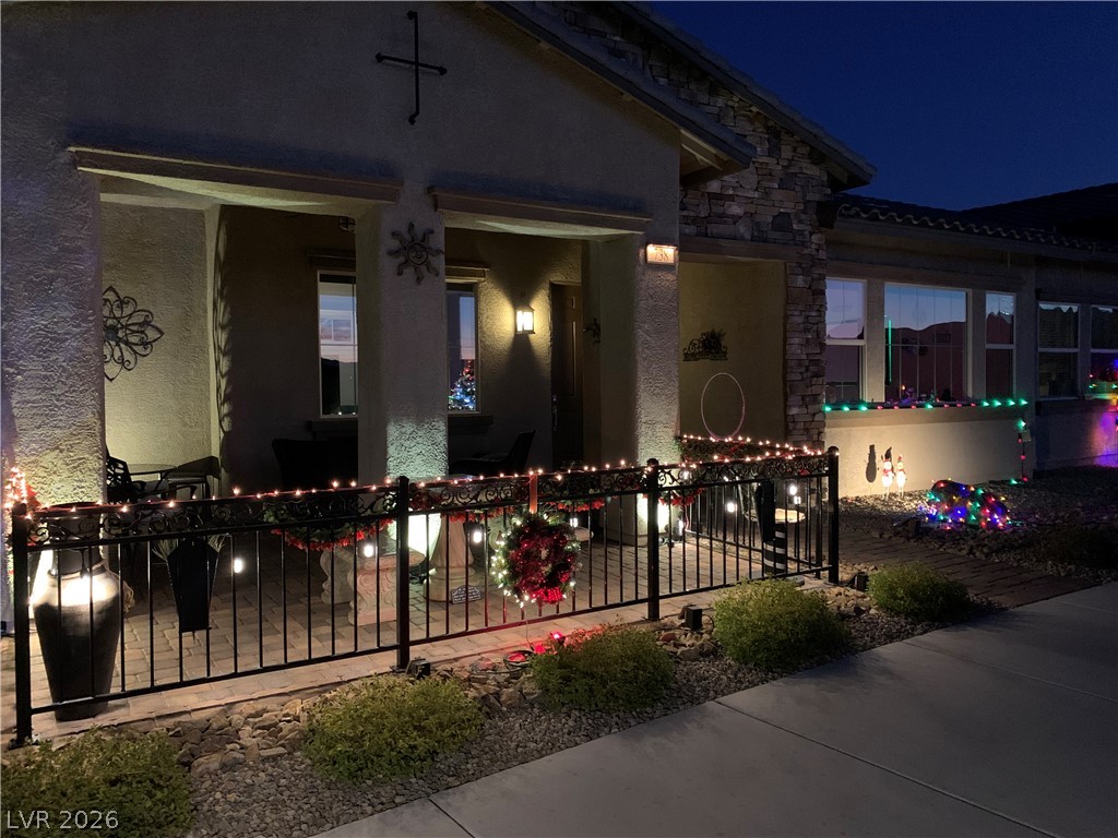 738 Purple Knoll Walk Property Photo 33