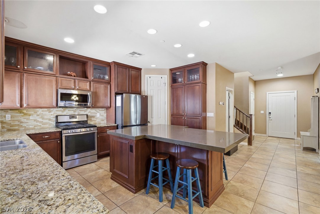 3141 Valadon Avenue Property Photo 4