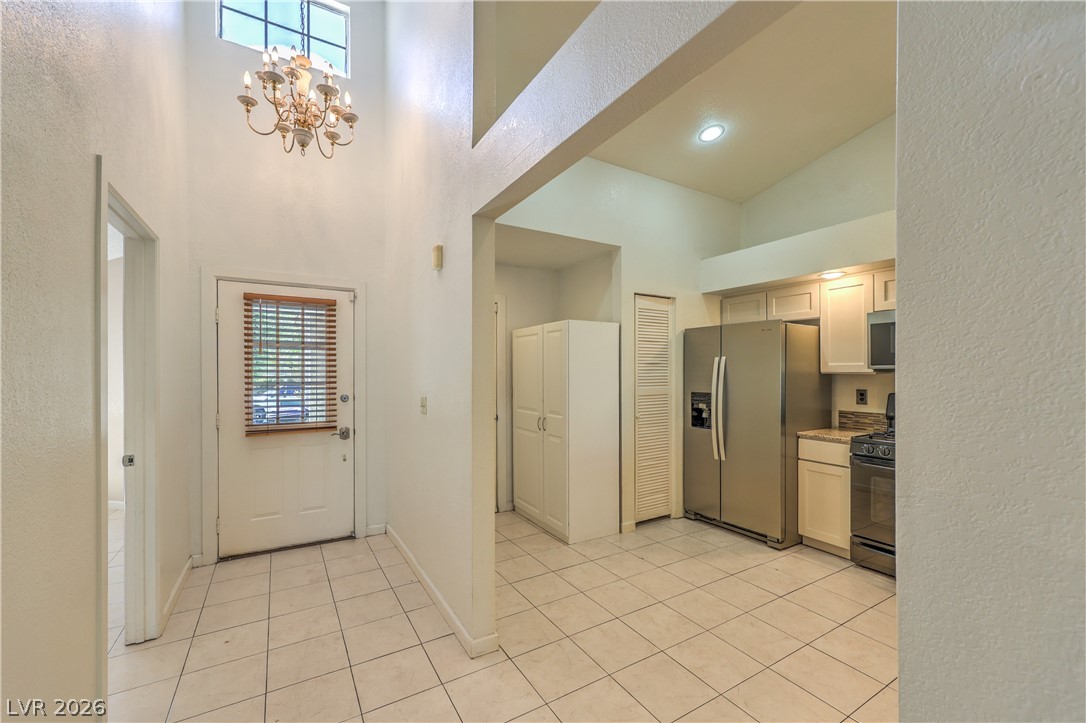 5736 Colwood Lane Property Photo 6