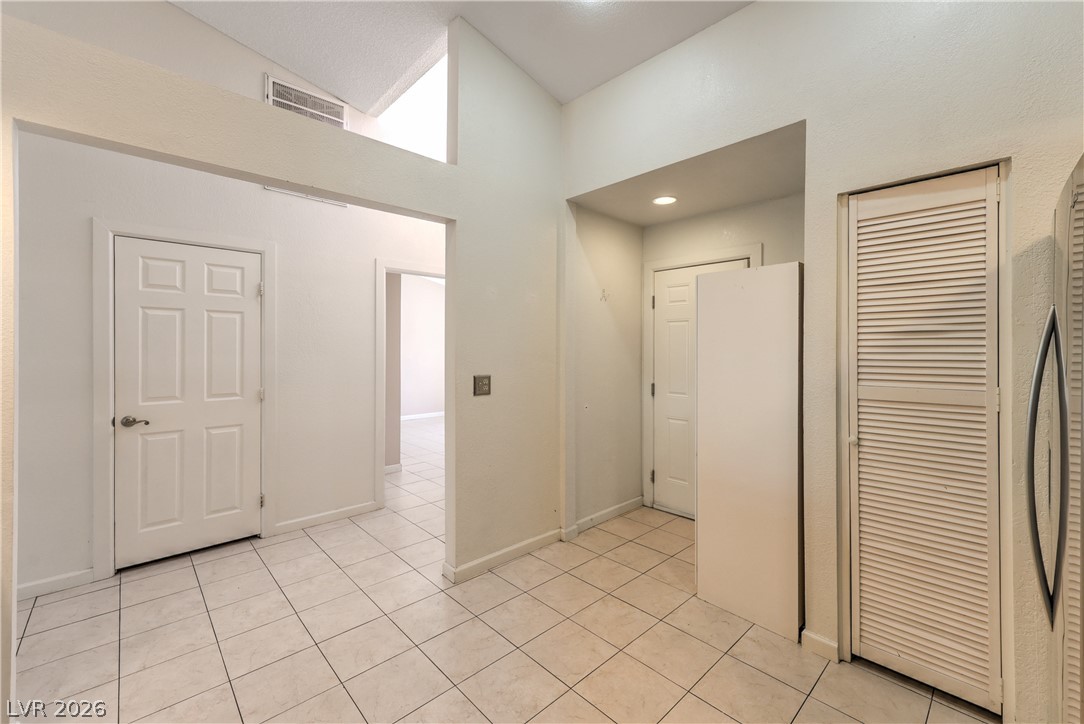 5736 Colwood Lane Property Photo 10