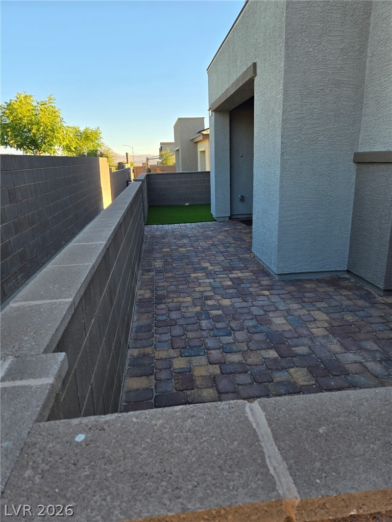 377 Aravalli Crest Street Property Photo 5