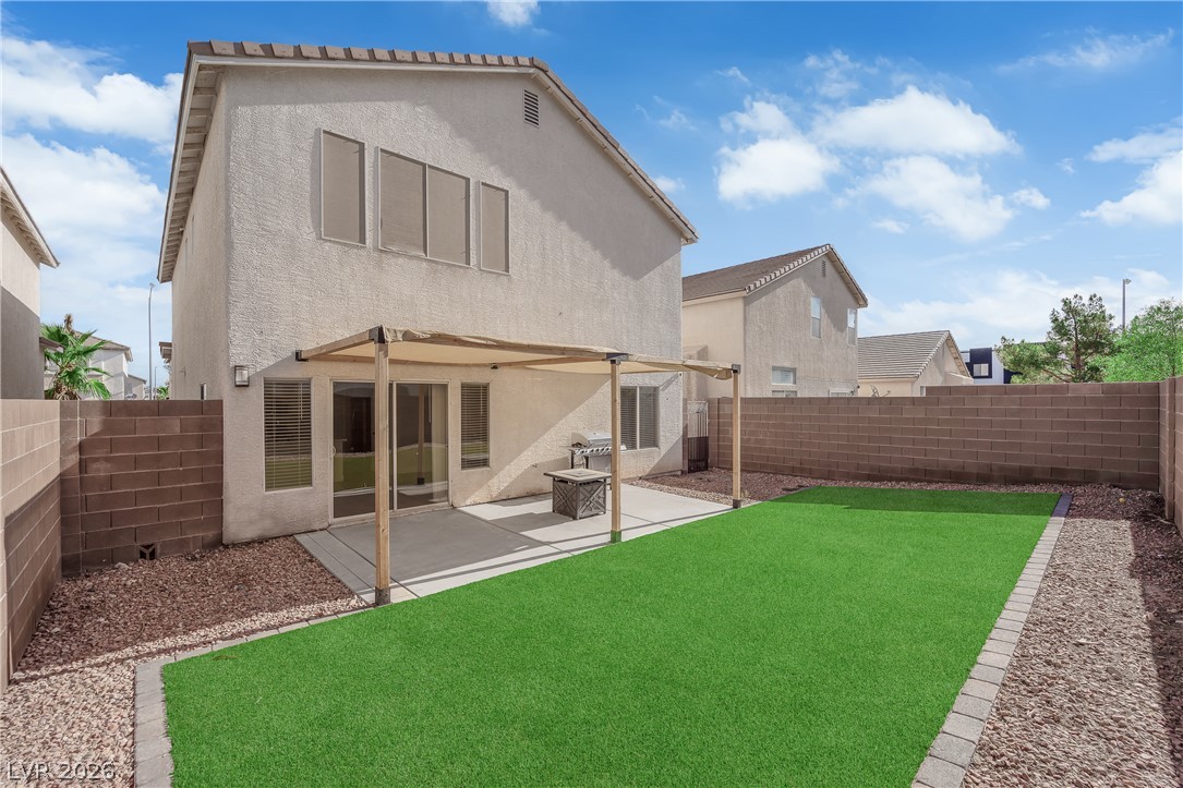 8821 Winter Sky Avenue Property Photo 3