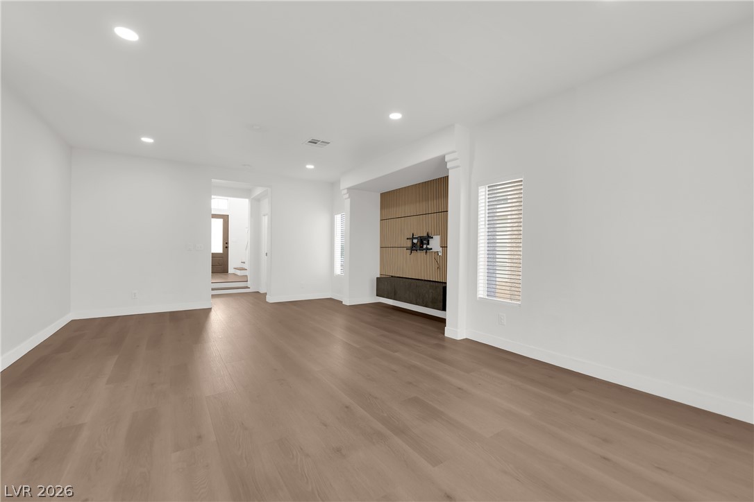8821 Winter Sky Avenue Property Photo 7