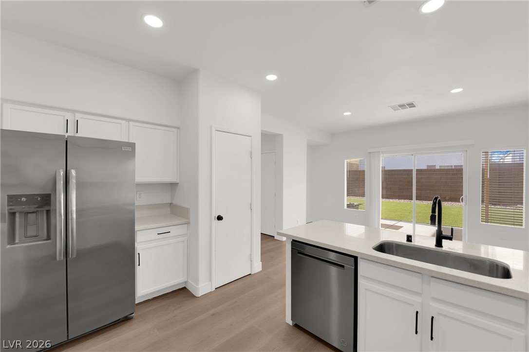 8821 Winter Sky Avenue Property Photo 13