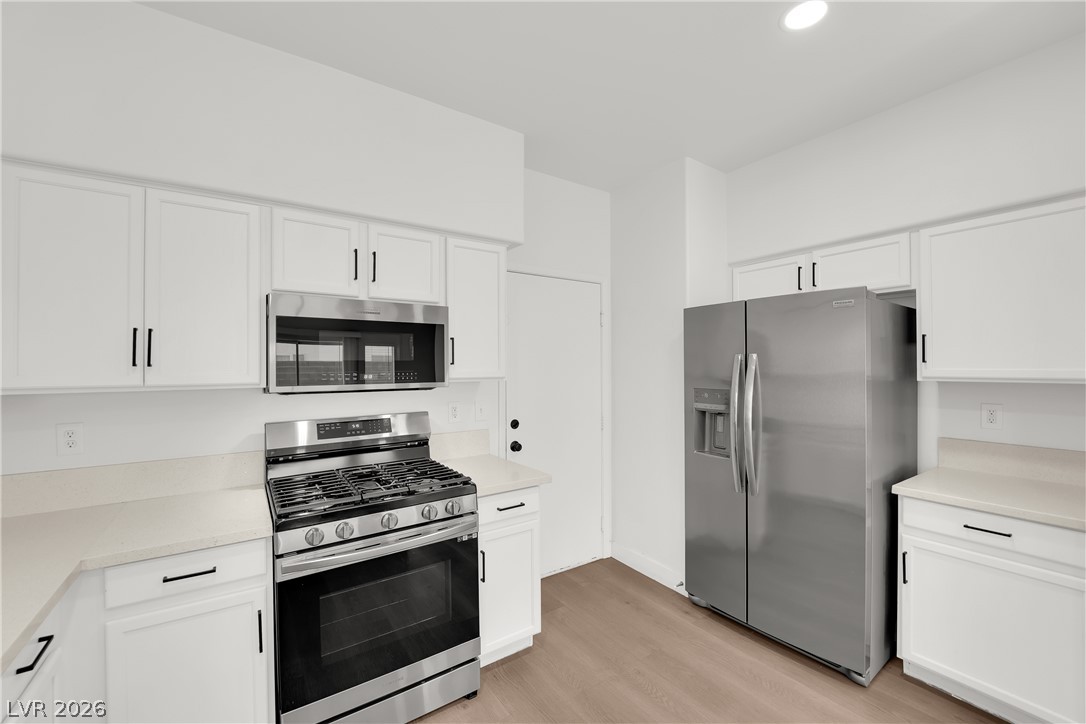 8821 Winter Sky Avenue Property Photo 14