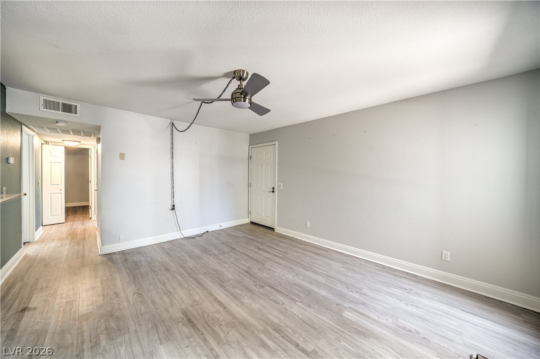 3411 Sunfish Drive B Property Photo 4