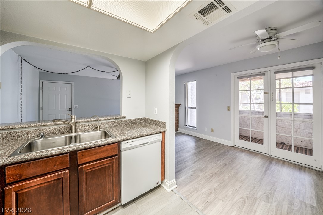 3411 Sunfish Drive B Property Photo 12