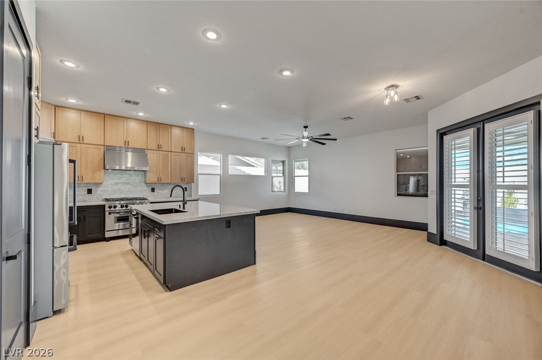 1028 Triumphant Street Property Photo 37
