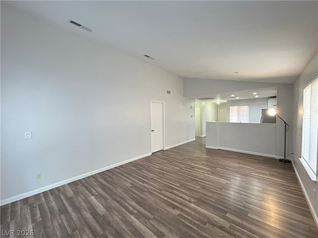 7135 Shadow Crest Drive Property Photo 5