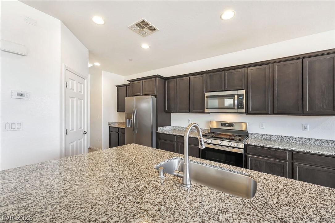 1270 Smokey Valley Lane Property Photo 8