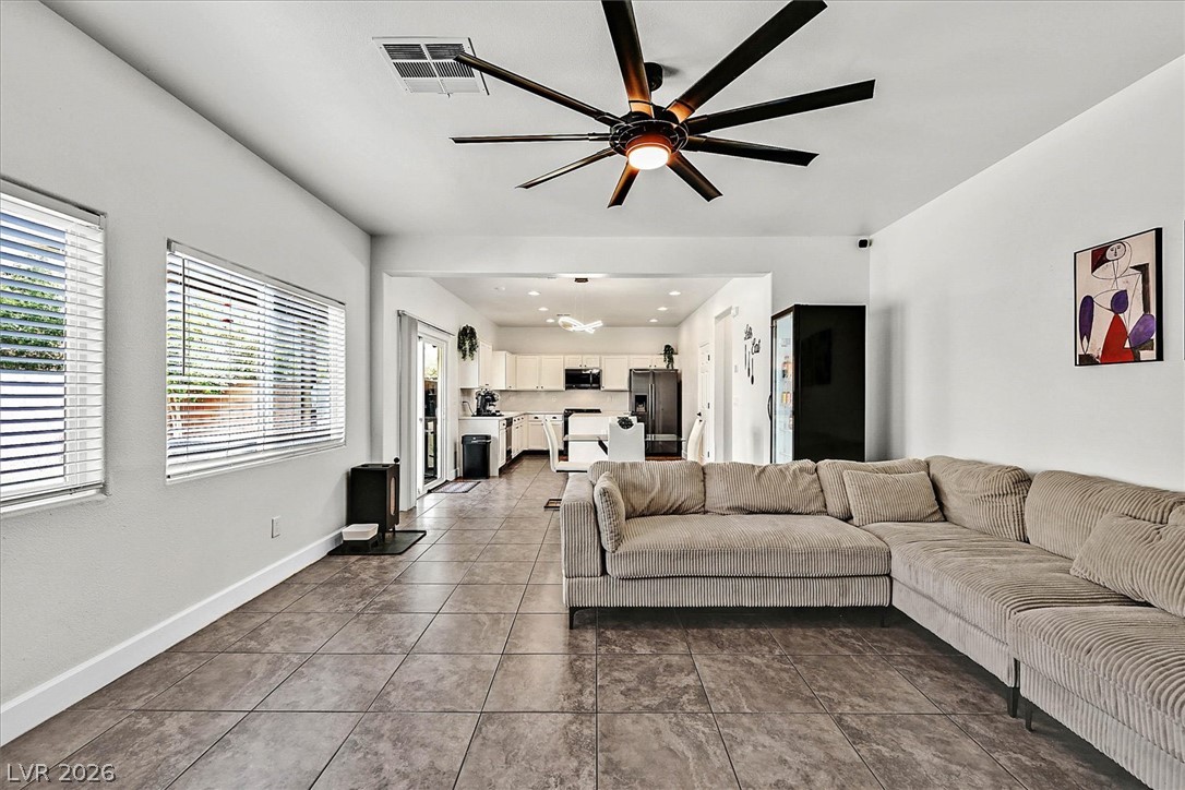 10140 Iron Wood Peak Avenue Property Photo 6