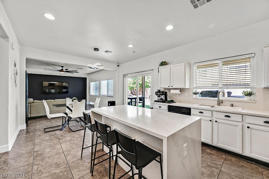 10140 Iron Wood Peak Avenue Property Photo 9