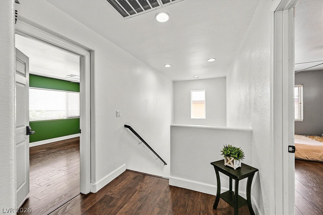 10140 Iron Wood Peak Avenue Property Photo 12