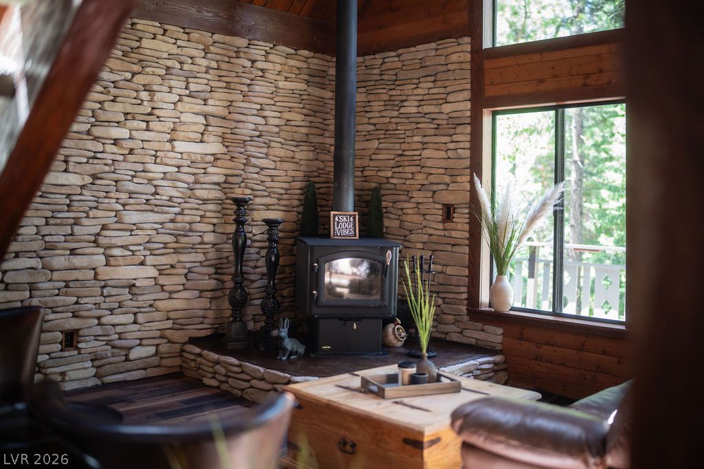 4146 Tyrol Way Property Photo 8