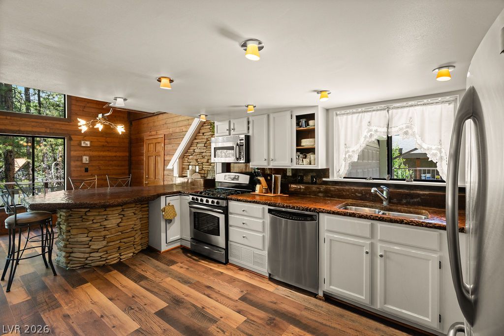 4146 Tyrol Way Property Photo 12