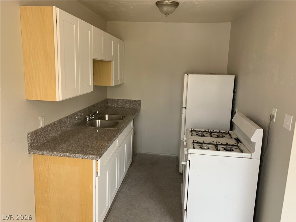 230 West Boston Avenue 7 Property Photo 5