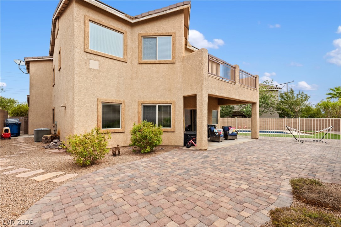809 Maybole Avenue Property Photo 8