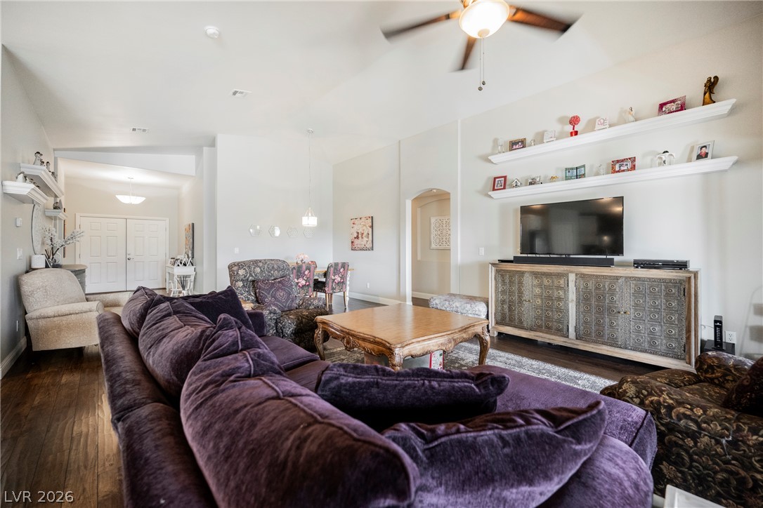 10246 Mountain Majesty Street Property Photo 9