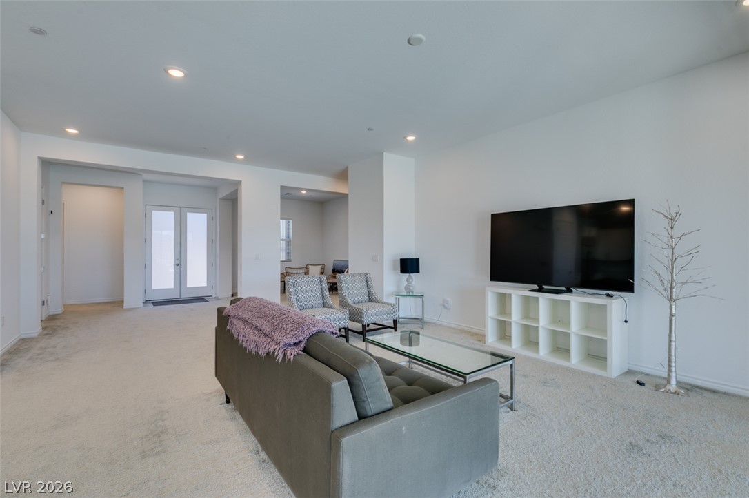 988 Edinburgh Fields Court Property Photo 21