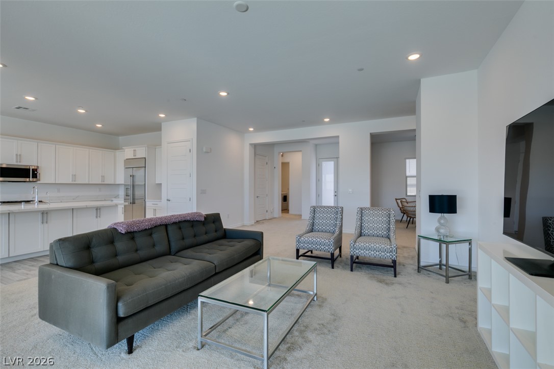 988 Edinburgh Fields Court Property Photo 23