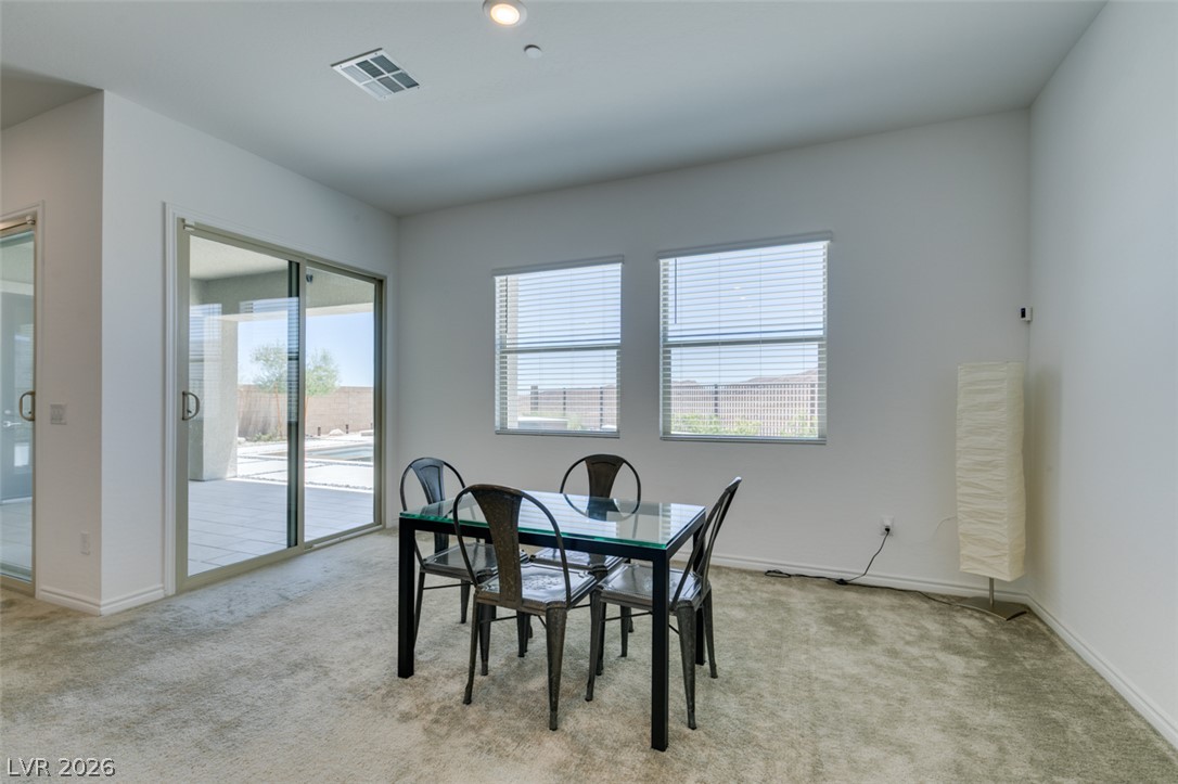 988 Edinburgh Fields Court Property Photo 27