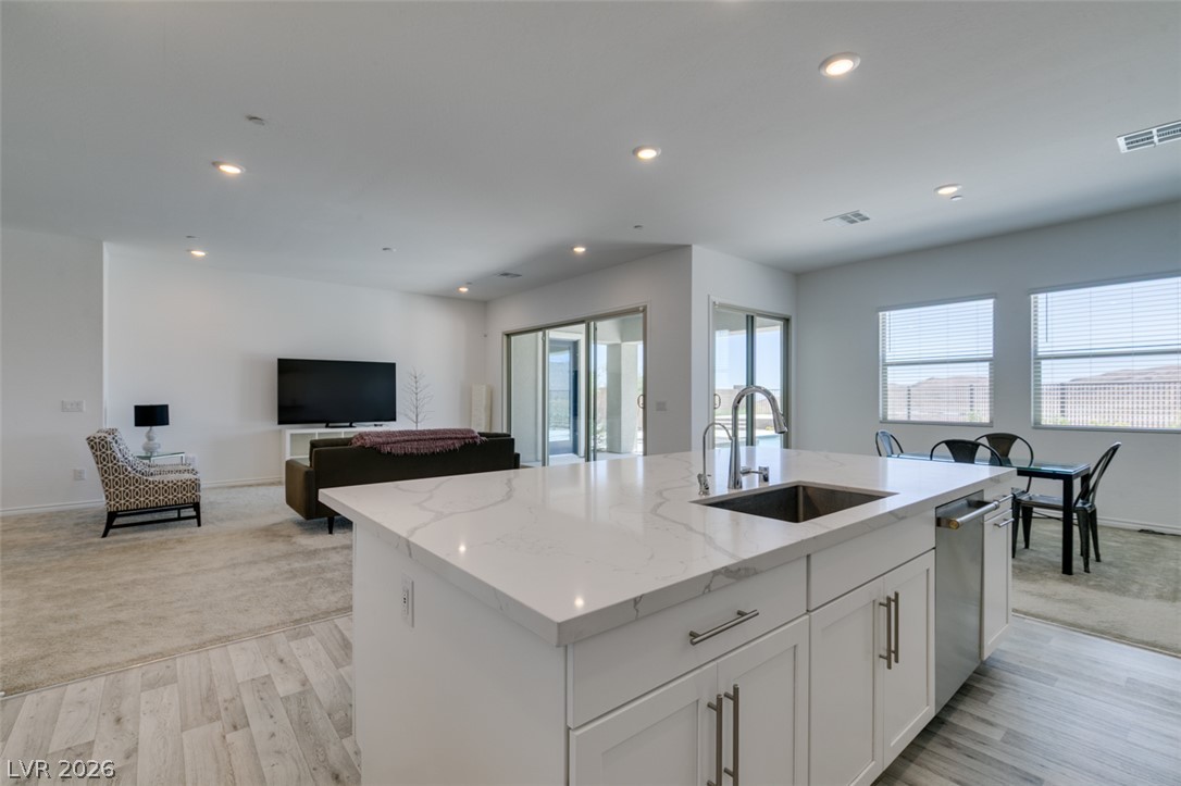 988 Edinburgh Fields Court Property Photo 38