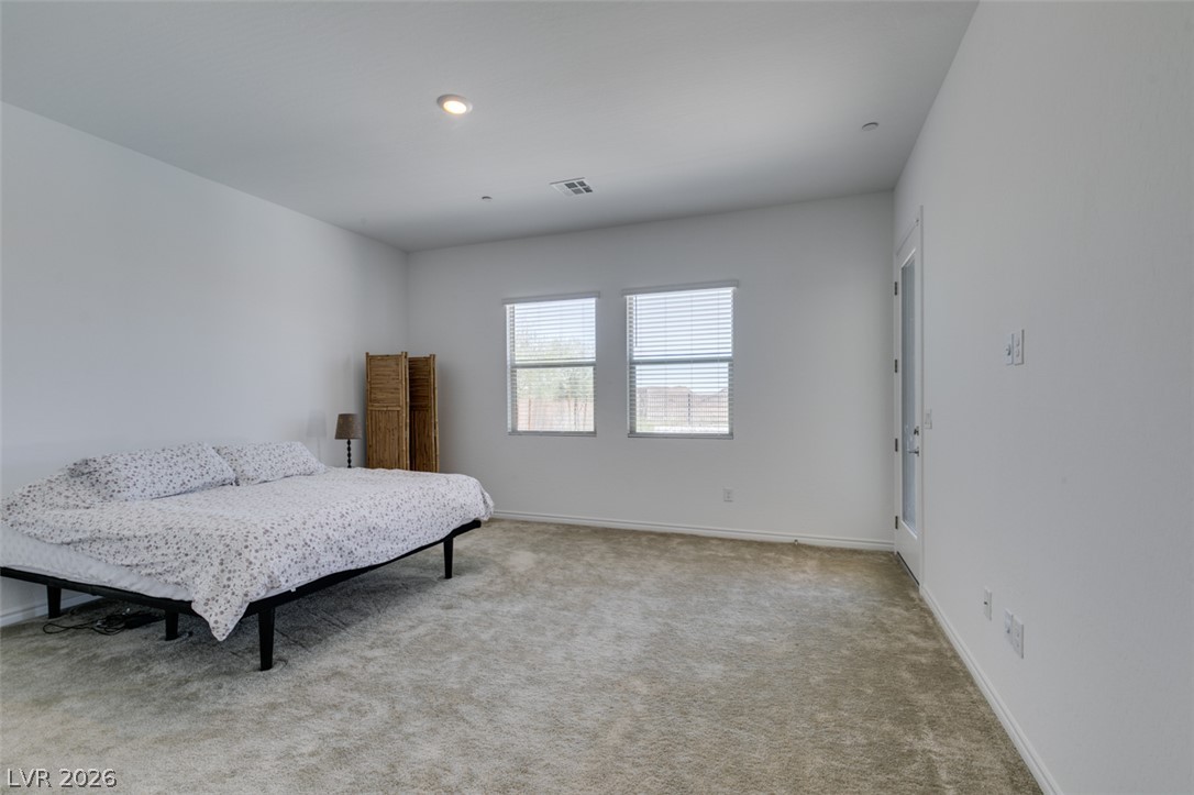 988 Edinburgh Fields Court Property Photo 41
