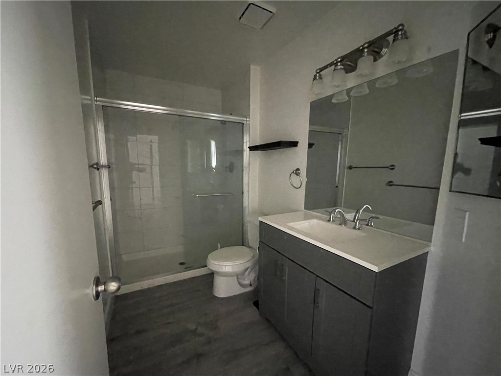 1521 Linnbaker Lane 203 Property Photo 10
