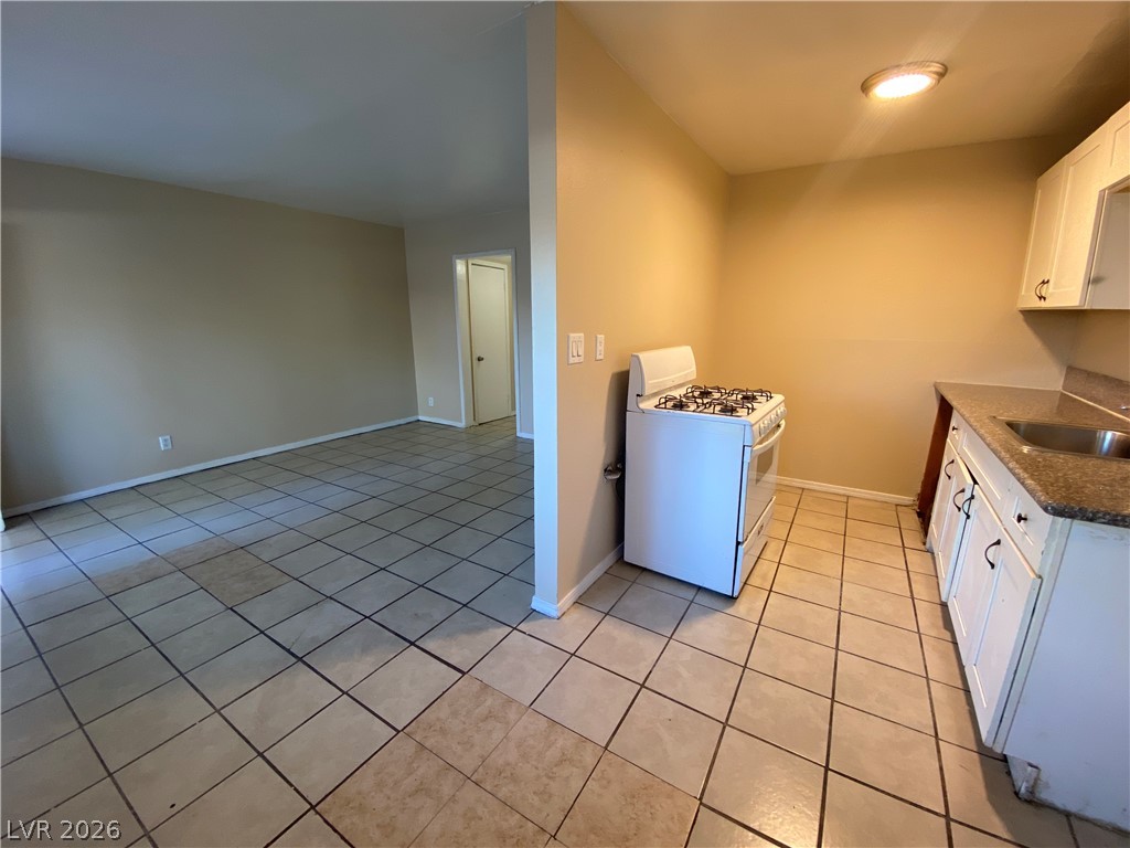 230 West Boston Avenue 3 Property Photo 4