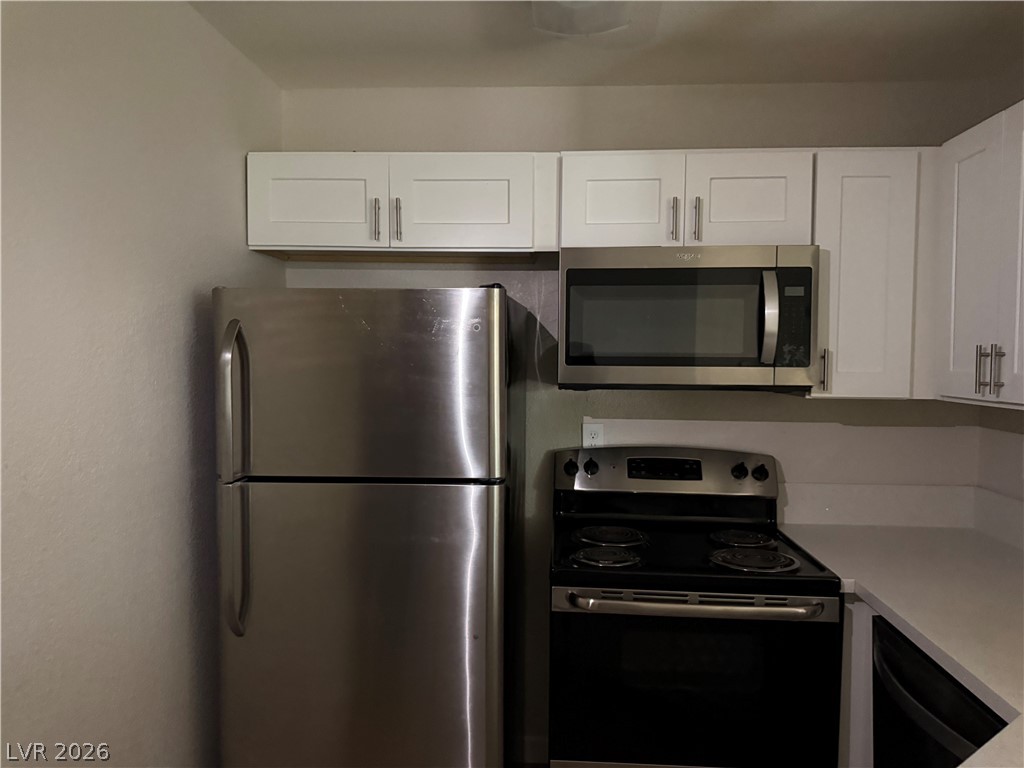 530 Elm Drive 105 Property Photo 4