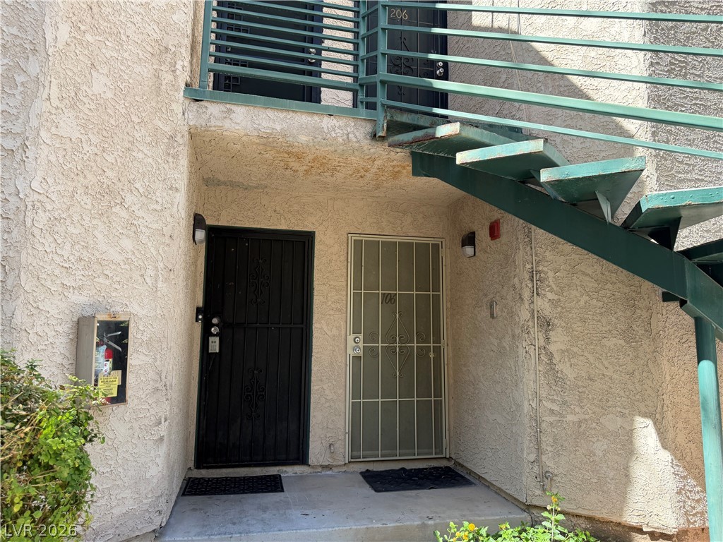 530 Elm Drive 105 Property Photo 10