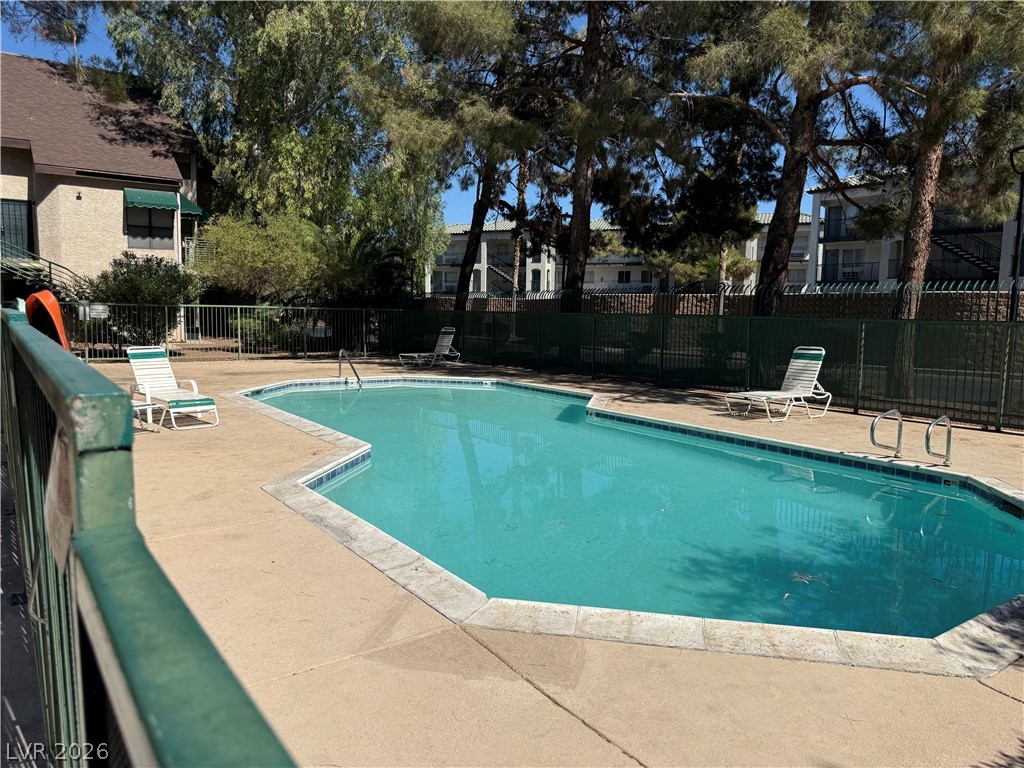 530 Elm Drive 105 Property Photo 12